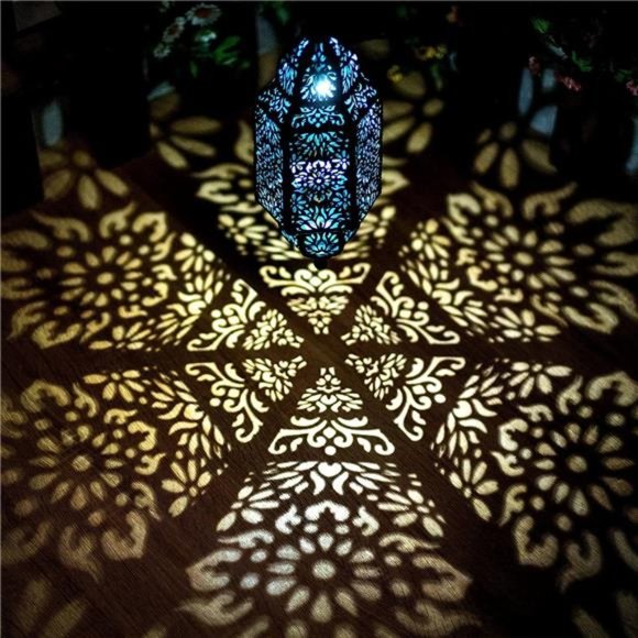 Amazon.com: Solar Lantern Outdoor Hanging Lights Waterproof  Hanging Solar Lights Outdoor Garden Decorative Solar Lantern Waterproof Metal